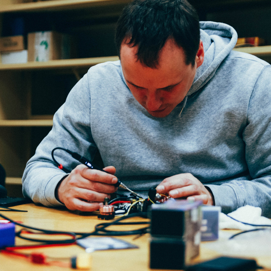 Rinksime ir lituosime dronus, aiškinsime visą teoriją kartu su praktika